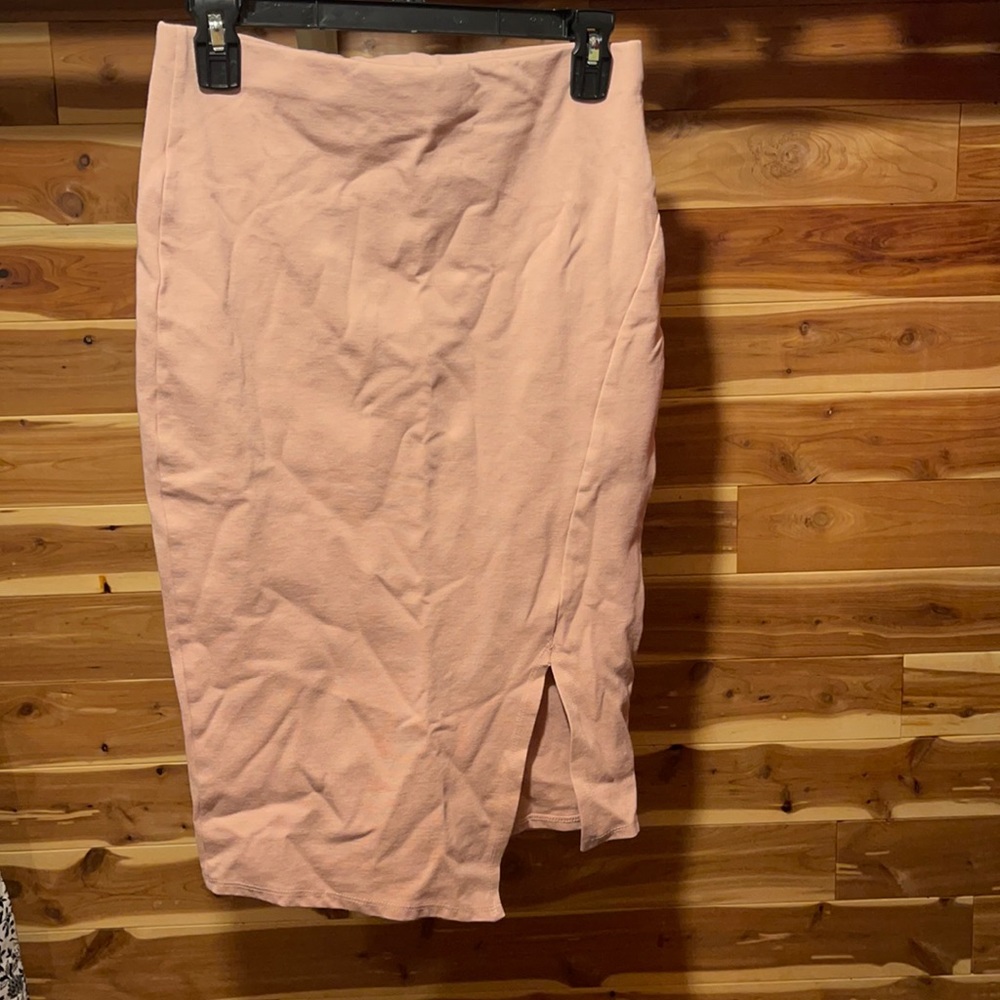 pink skirt